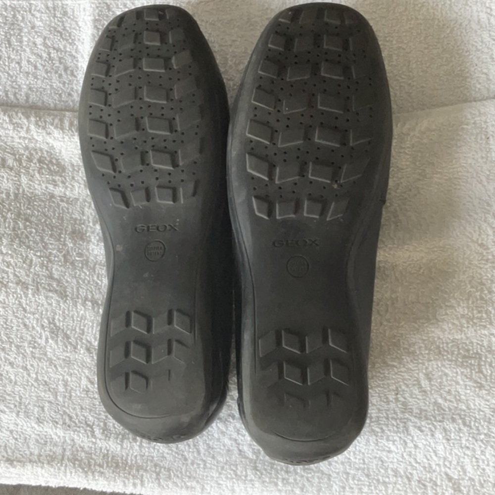 Women’s GEOX Classic Loafers - Picture 3 of 4